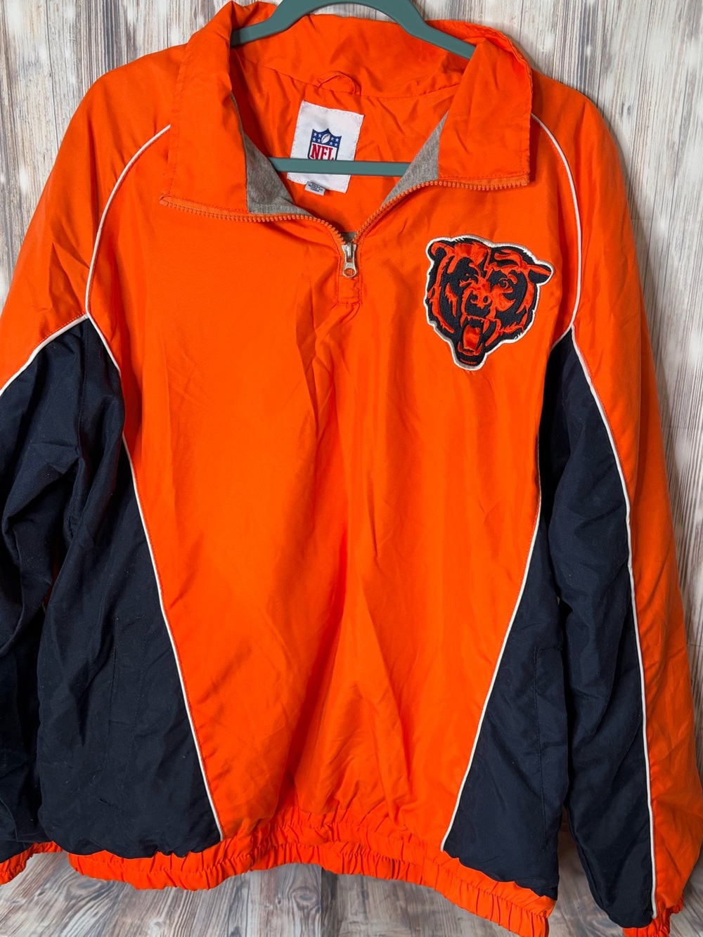 NFL Vintage 90s Chicago Bears Orange and Navy Half-Zip Pullover